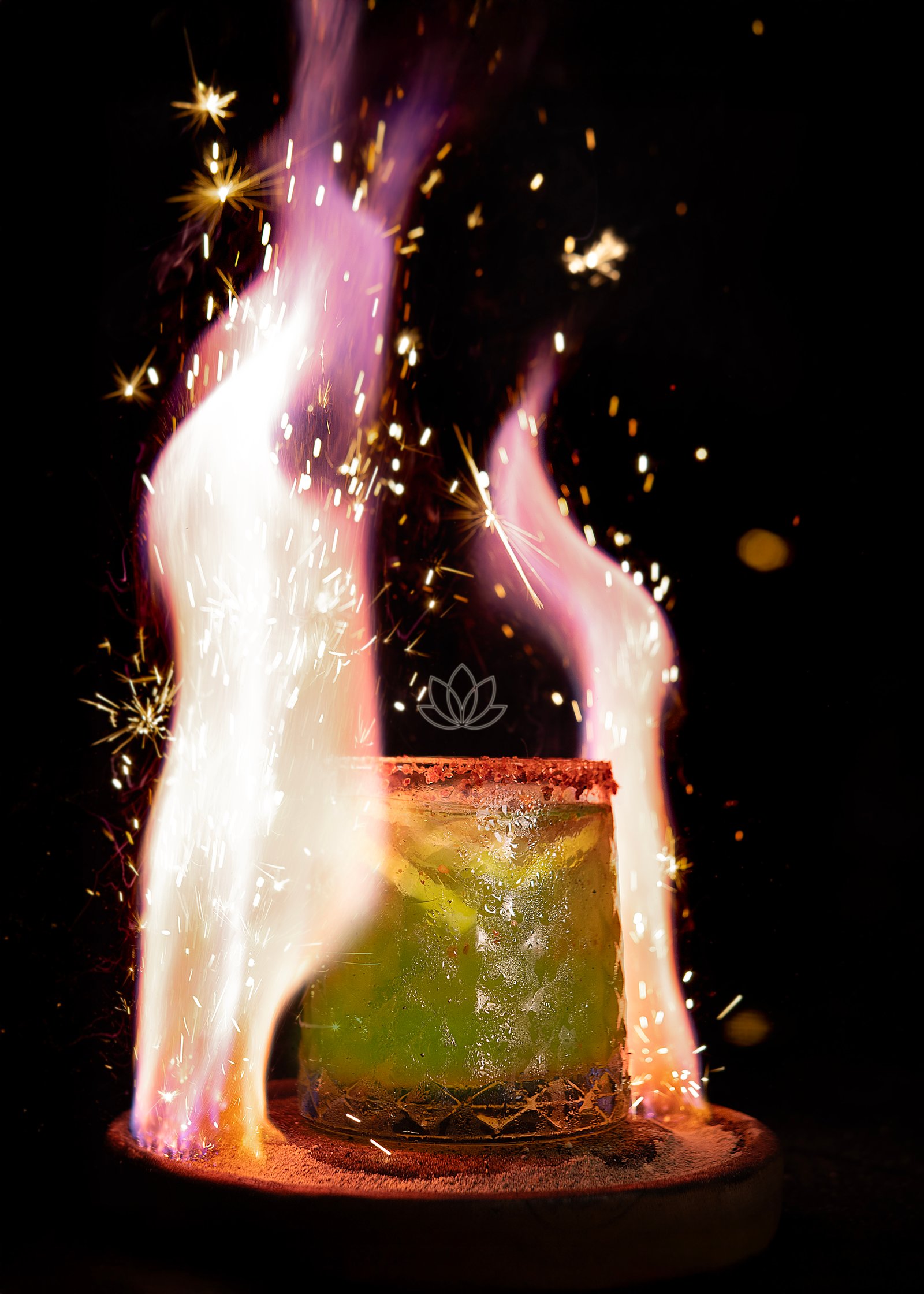 Coctelería Lotus 1